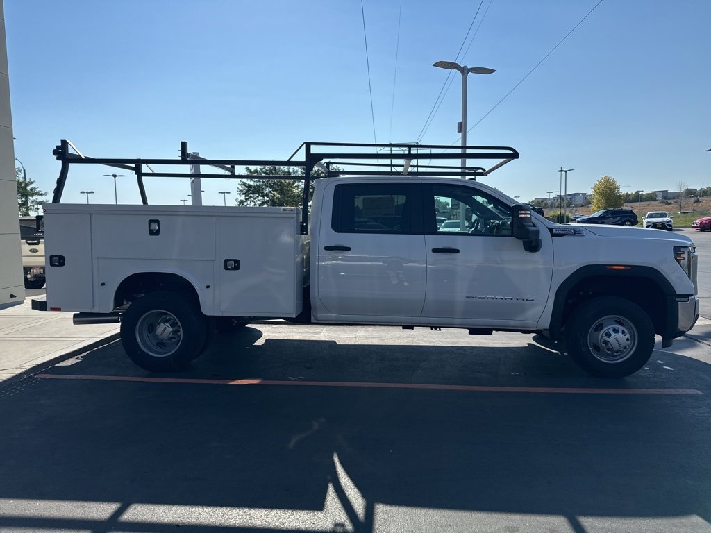 2024 Gmc Sierra 3500 HD Pro photo 17