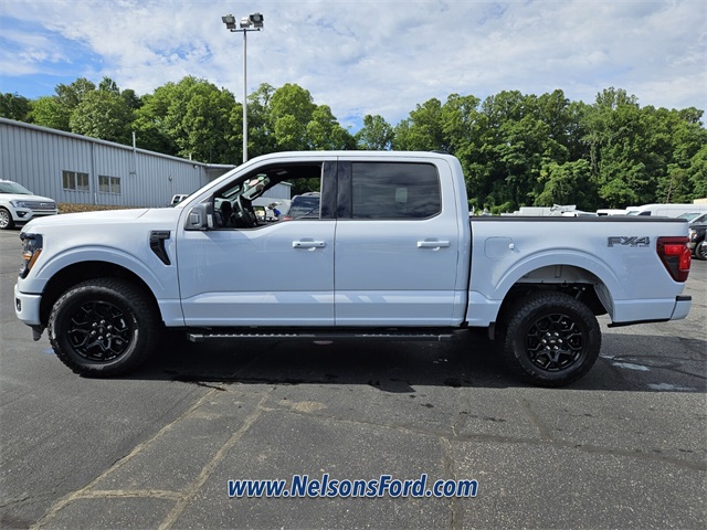 2025 Ford F-150 XLT photo 4