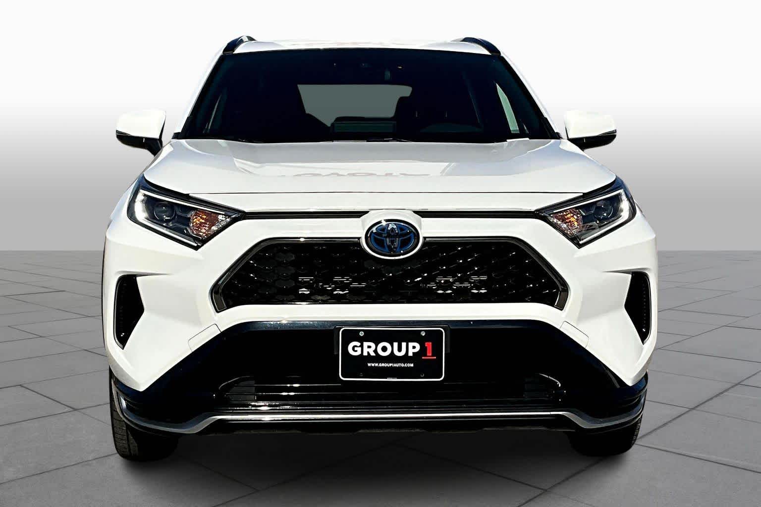 2021 Toyota RAV4 Prime XLE Premium photo 2