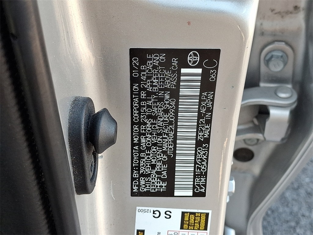 2020 Toyota Corolla LE photo 24