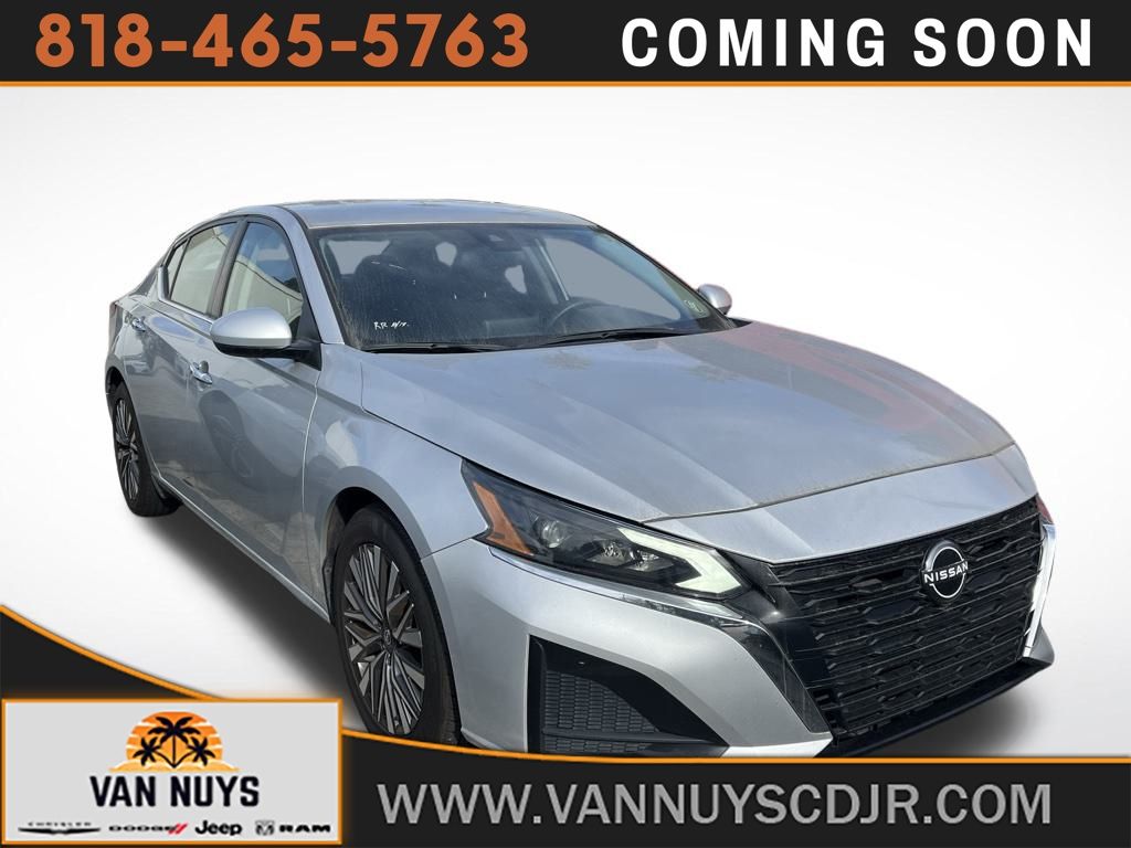 2023 Nissan Altima SV