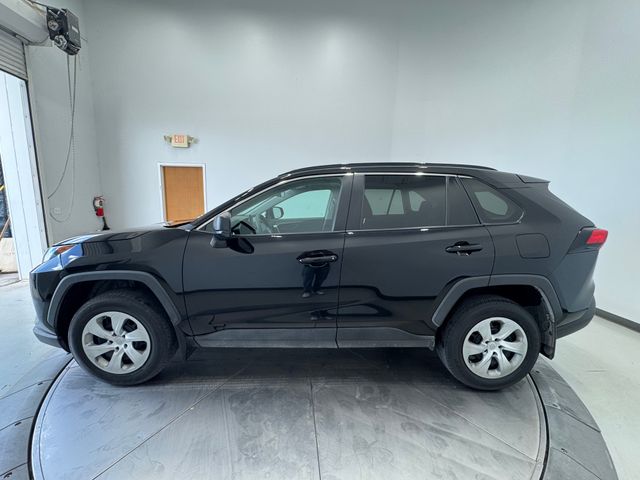 2021 Toyota RAV4 LE photo 15