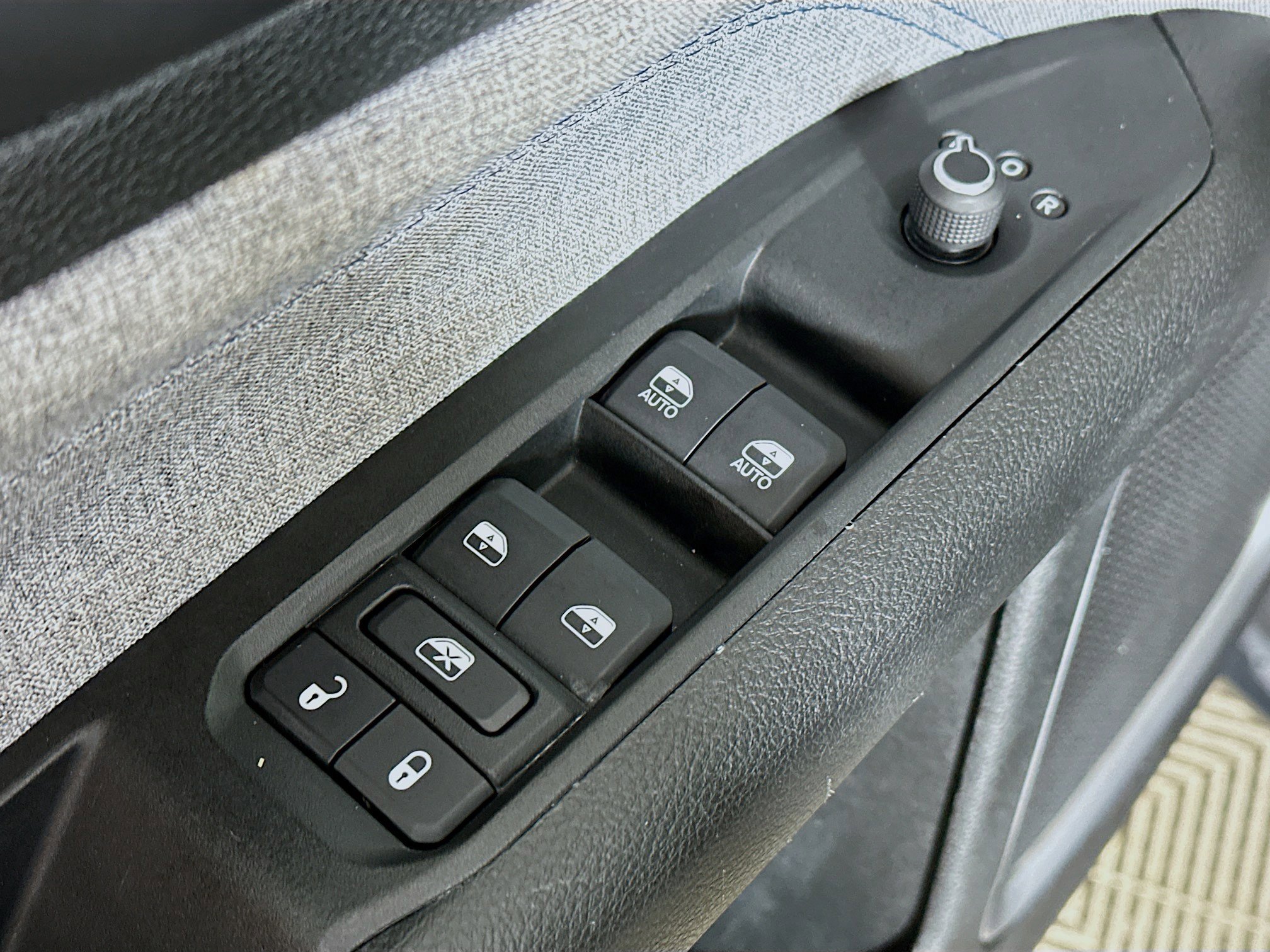 2022 Jeep Compass Latitude photo 16