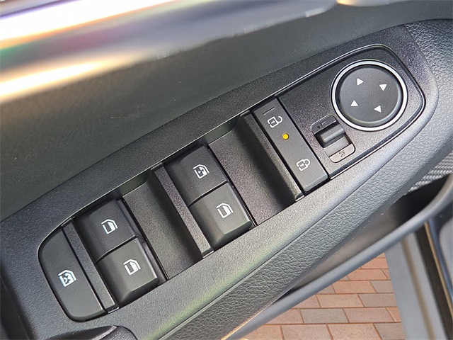 2026 Kia Seltos SX photo 4