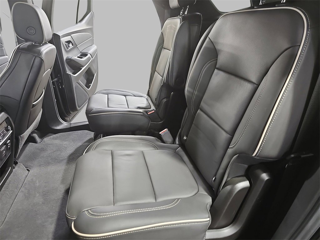 2024 Chevrolet Traverse Premier photo 10