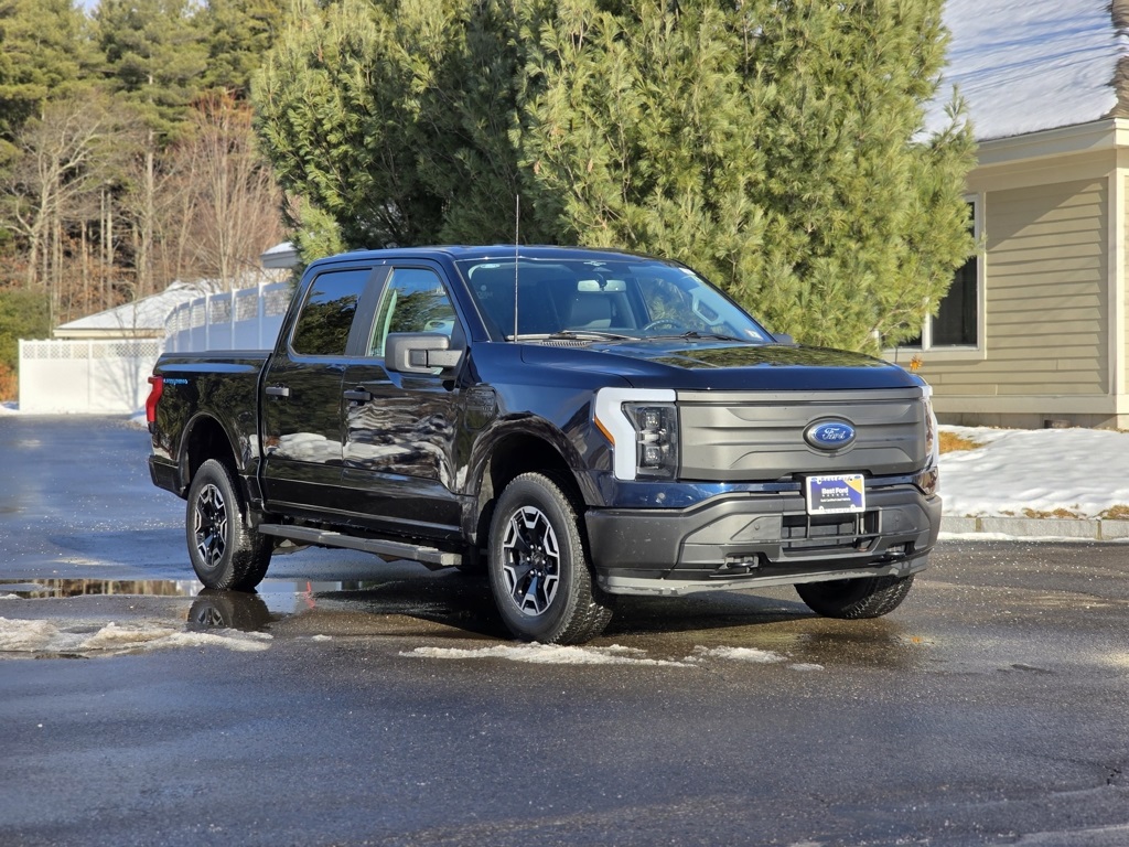 2023 Ford F-150 Lightning Pro's photo