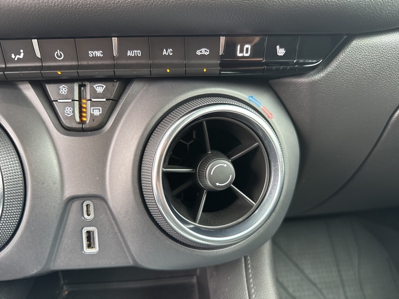 2021 Chevrolet Blazer 2LT photo 29