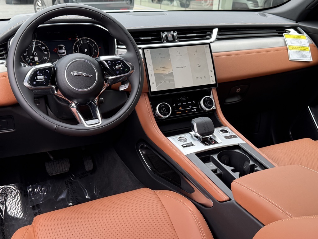 2026 Jaguar F-PACE P400 R-Dynamic S photo 23
