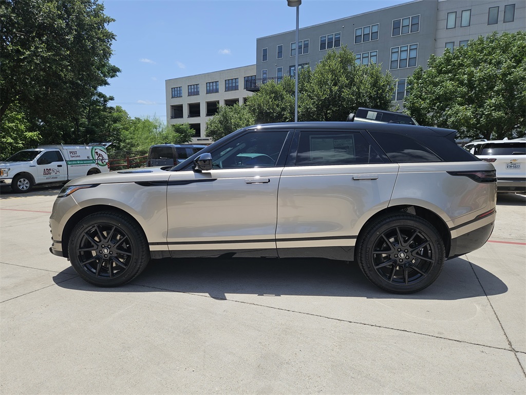 2026 Land Rover Range Rover Velar SE photo 3
