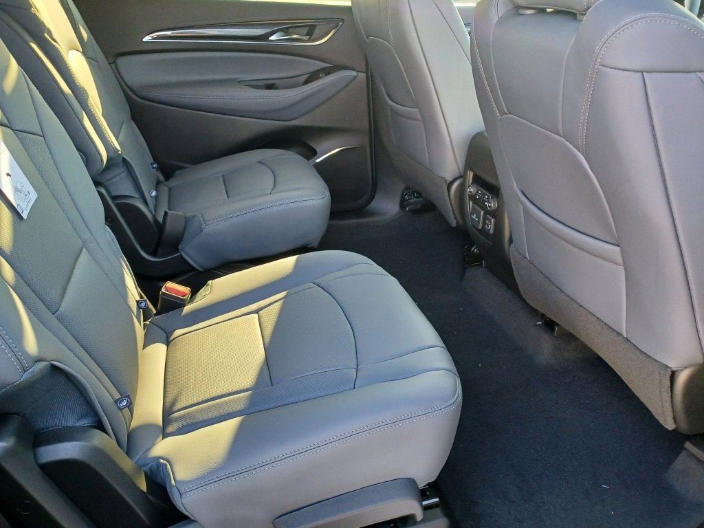 2024 Buick Enclave Premium photo 9