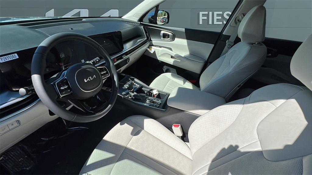 2025 Kia Sorento EX photo 17