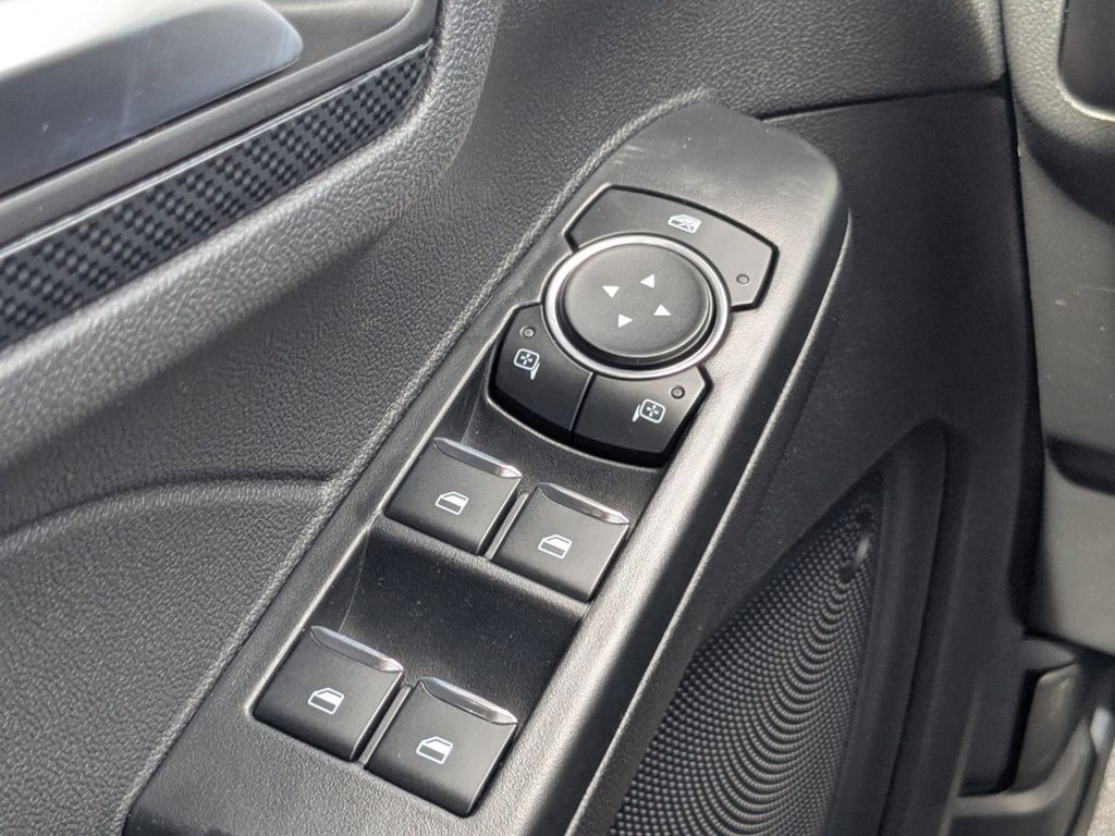 2026 Ford Escape ST-Line photo 23