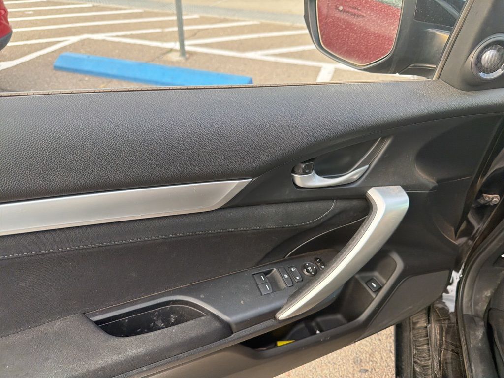 2019 Honda Civic EX photo 23