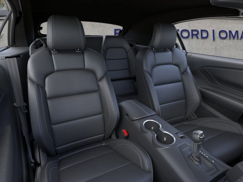 2025 Ford Mustang GT Premium photo 2