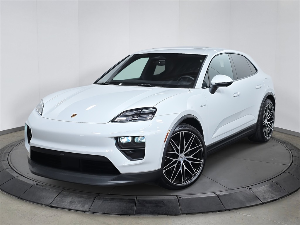 2025 Porsche Macan