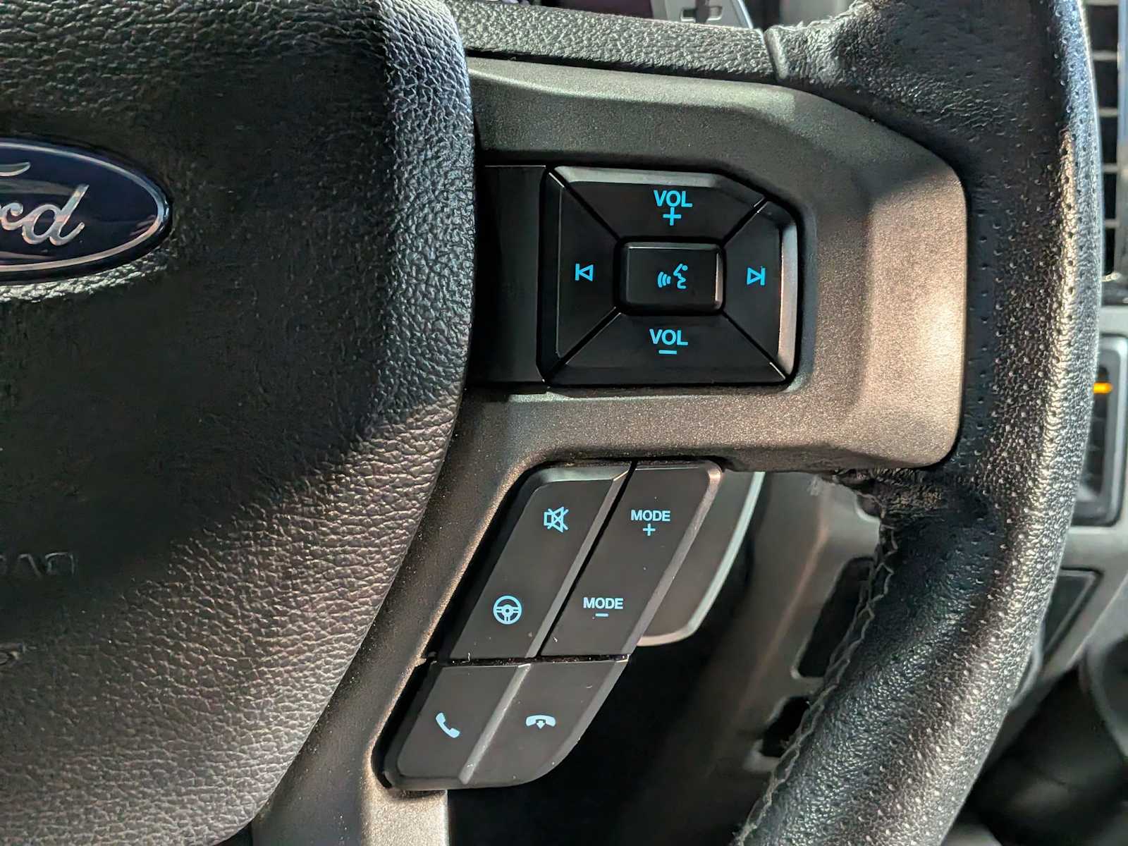 2019 Ford F-150 Raptor photo 24