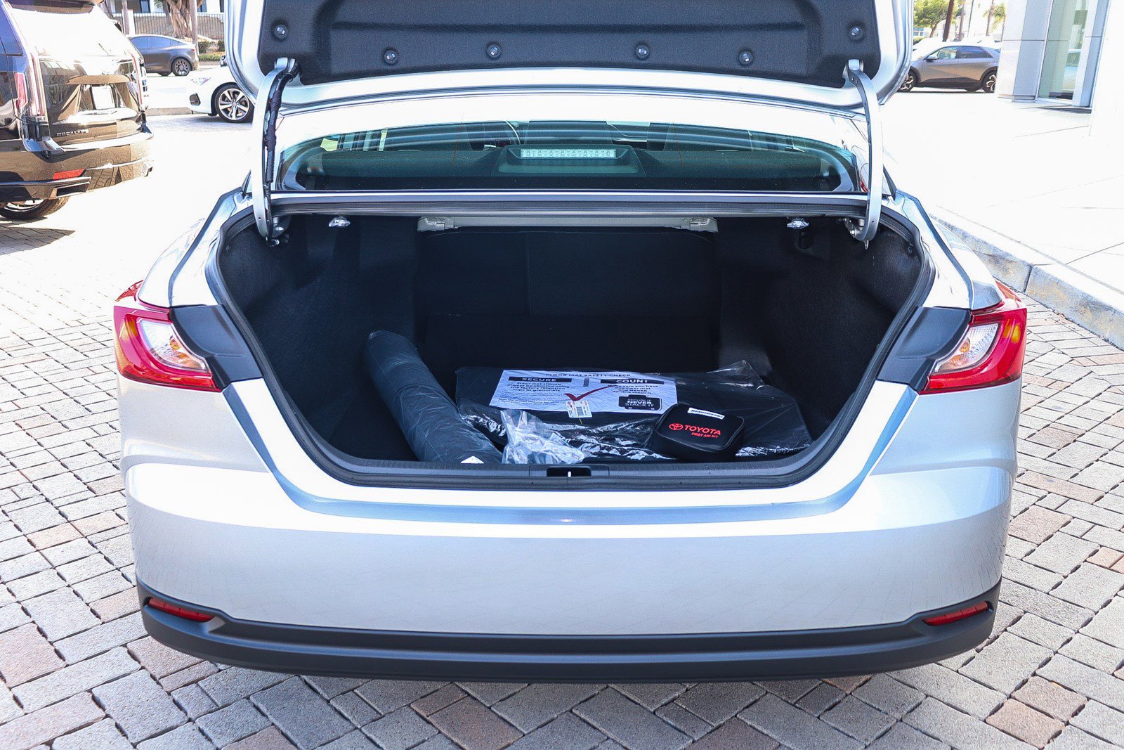 2025 Toyota Camry LE photo 24