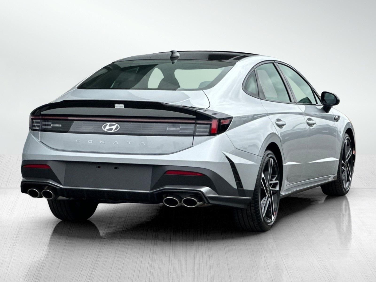 2025 Hyundai Sonata N Line photo 3