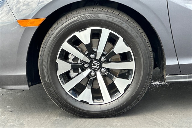 2025 Honda Odyssey EX-L photo 33