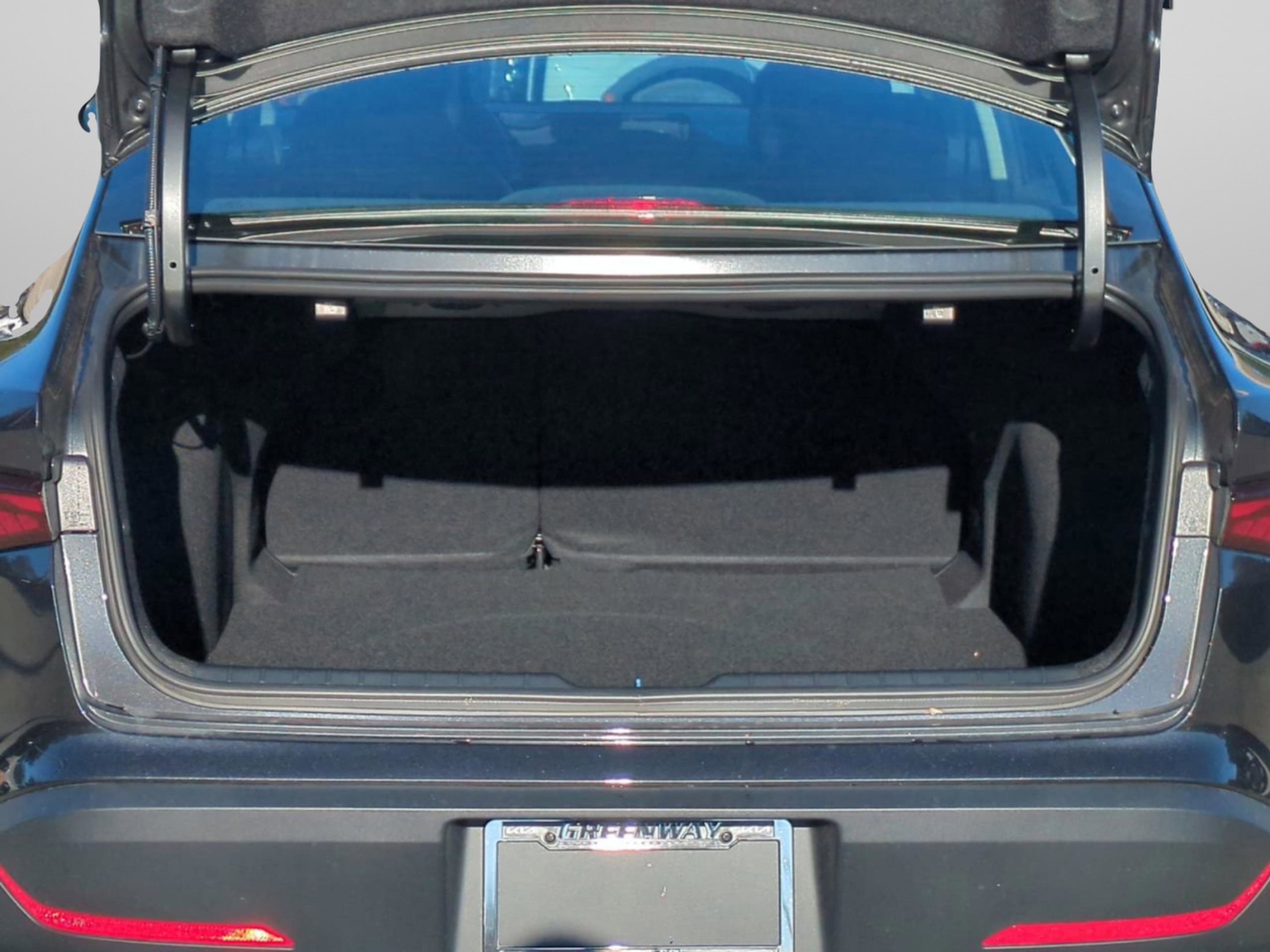 2025 Kia K4 LXS photo 13