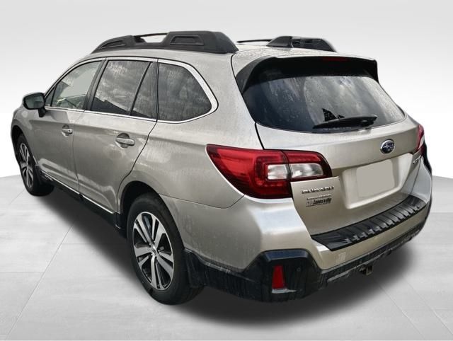 2019 Subaru Outback 2.5i Limited photo 3