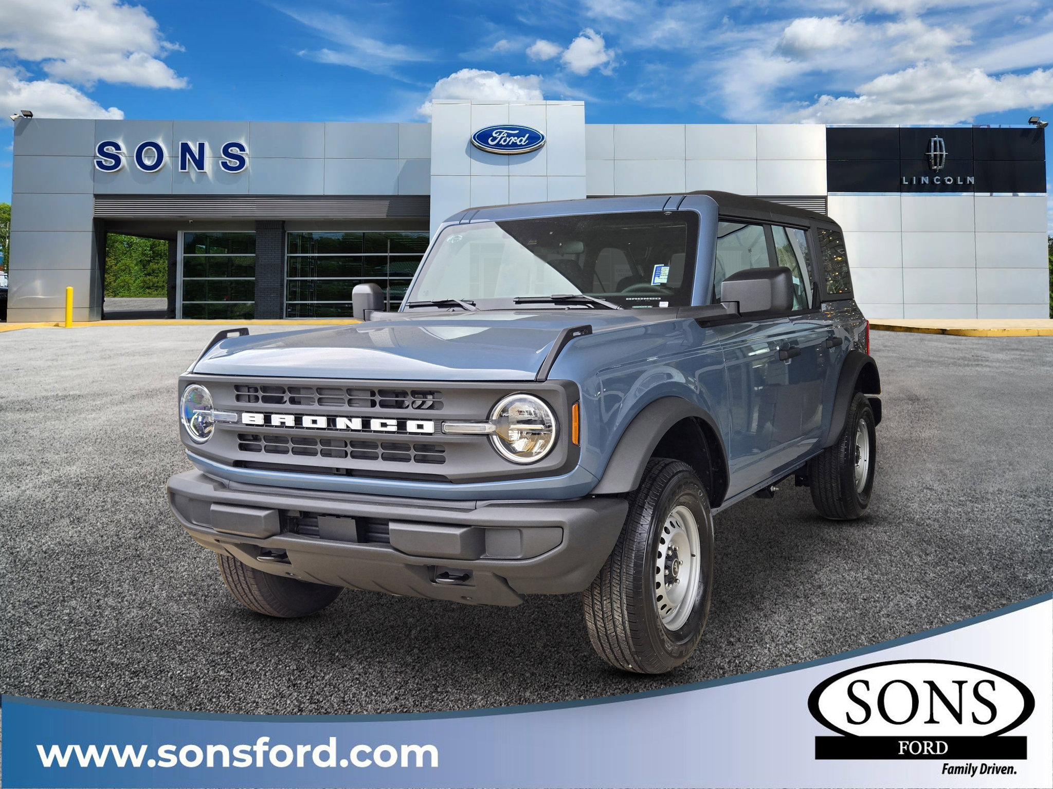 2025 Ford Bronco 4-Door Base's photo