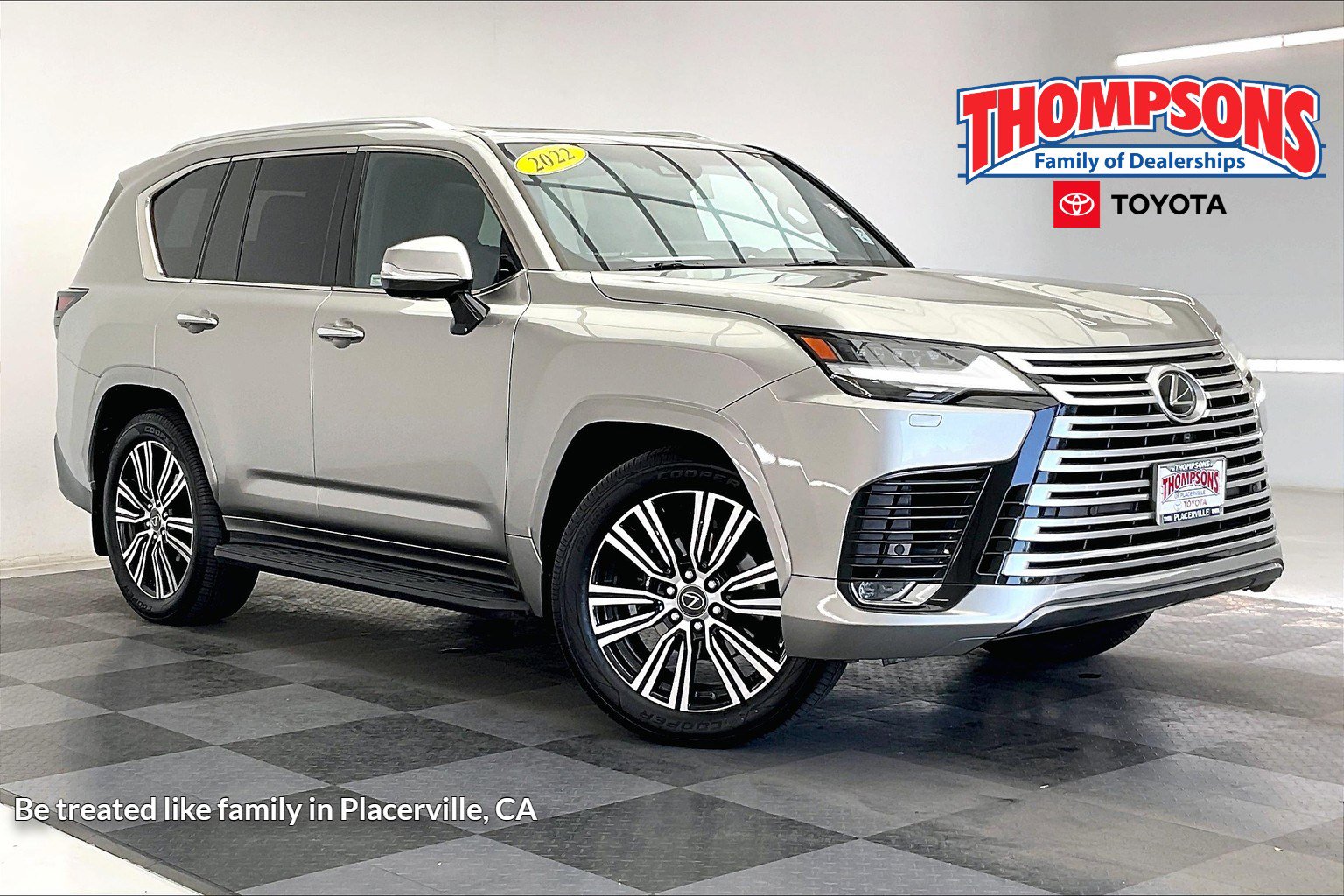 2022 Lexus LX Base's photo