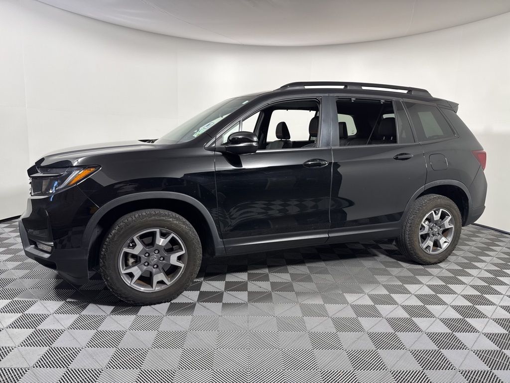 2022 Honda Passport TrailSport photo 3