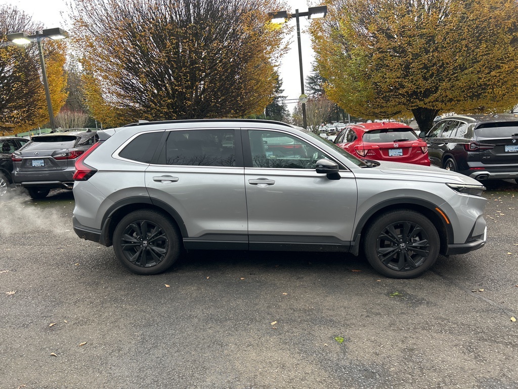 2023 Honda CR-V Hybrid Sport Touring photo 2