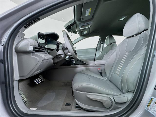 2025 Hyundai Elantra Hybrid SEL Sport photo 27