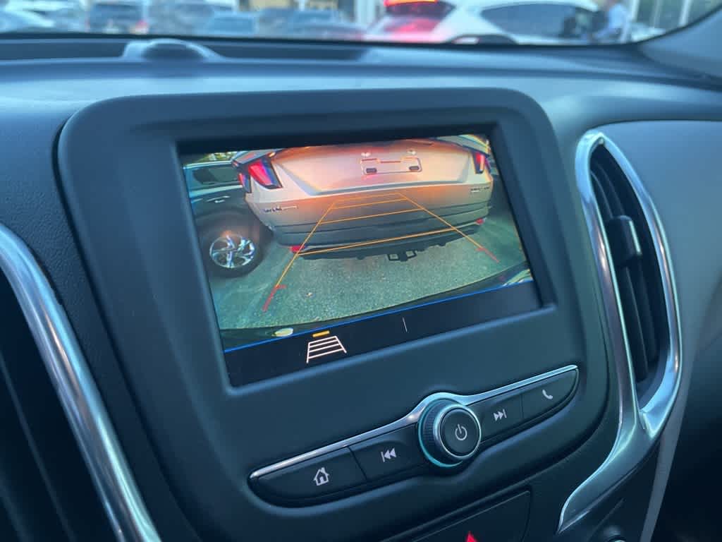 2021 Chevrolet Equinox LS photo 13