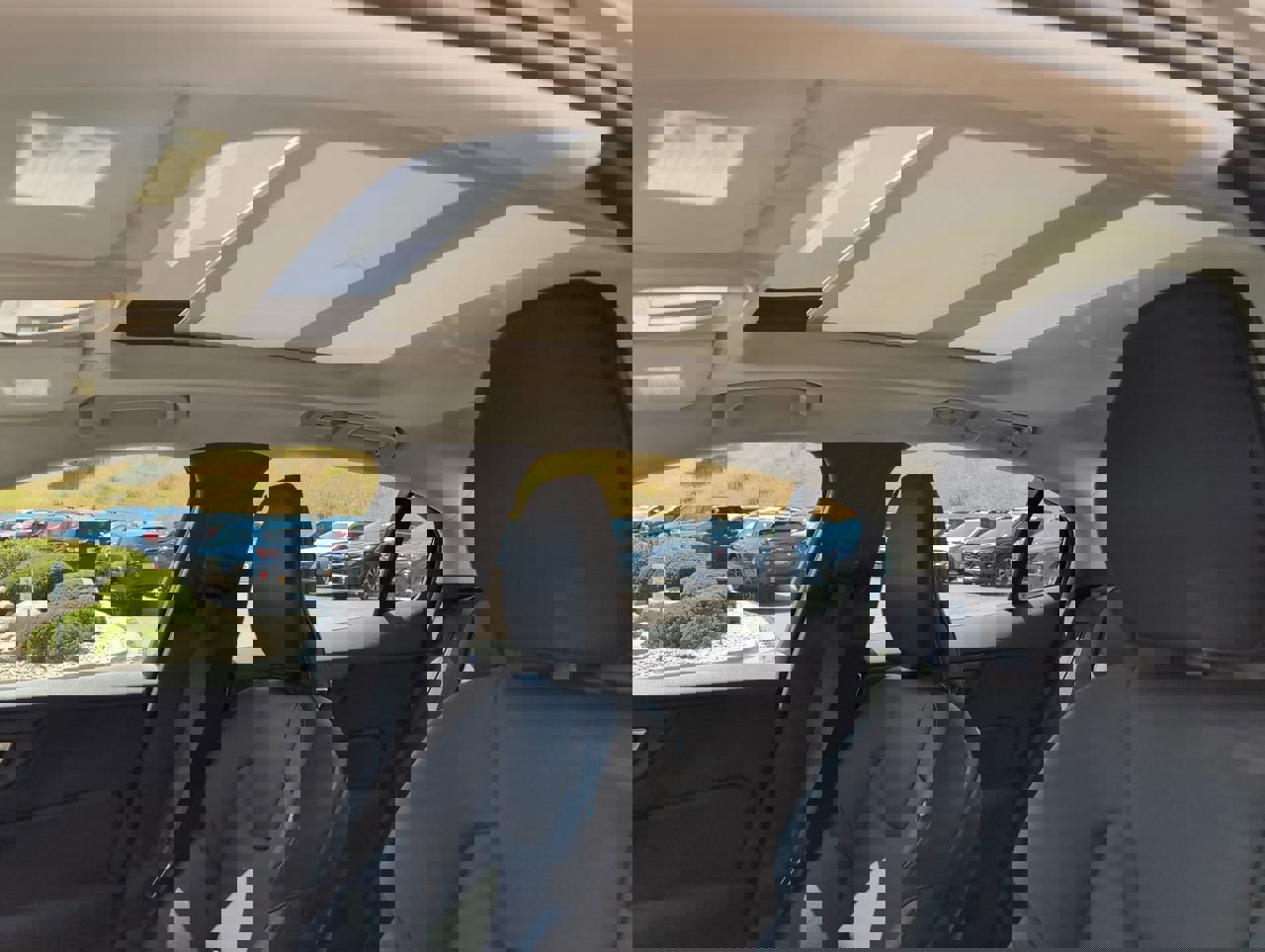2025 Volvo S60 Core photo 12
