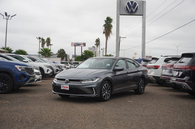 2026 Volkswagen Jetta SE's photo