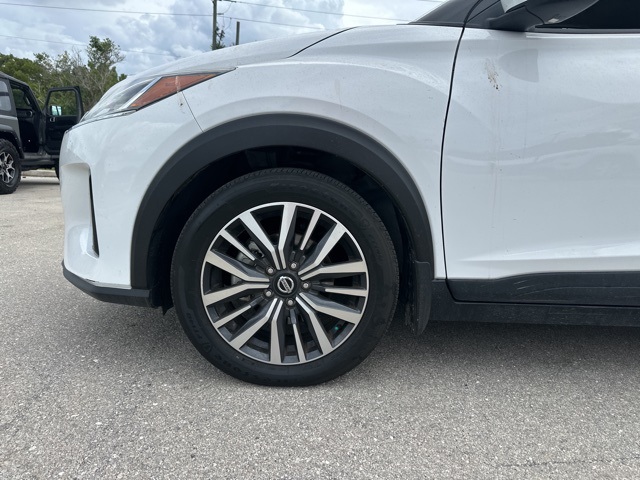 2021 Nissan Kicks SV photo 10