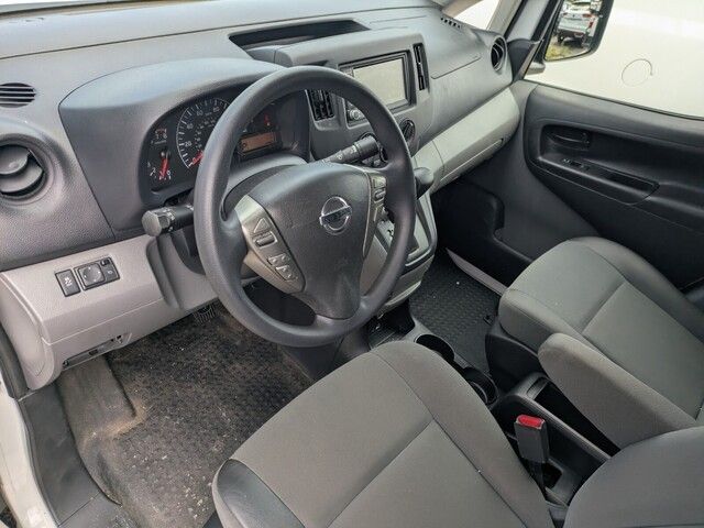 2020 Nissan NV200 SV photo 10