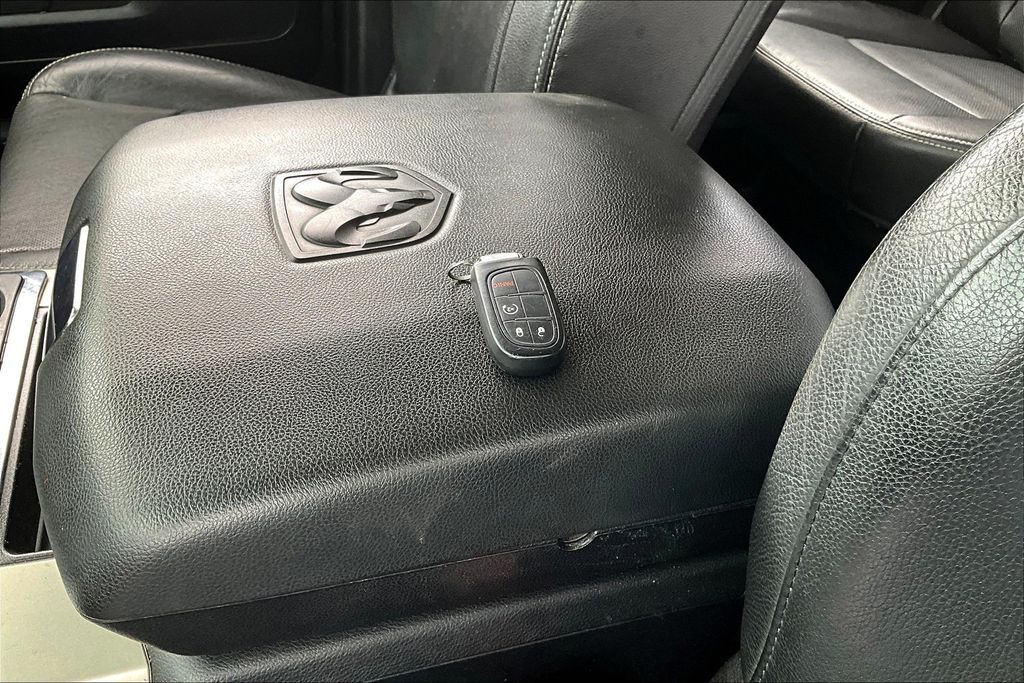 2015 Ram 1500 Laramie photo 25