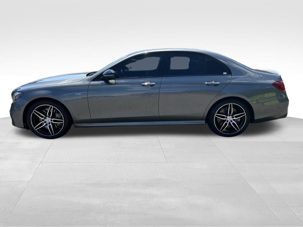 2019 Mercedes Benz E AMG 53 photo 3