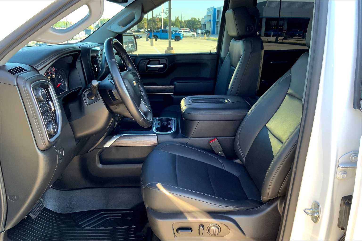 2021 Chevrolet Silverado 1500 LTZ photo 7