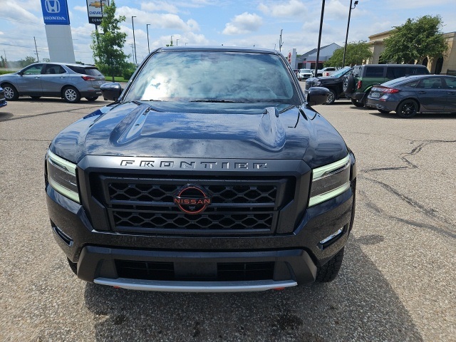 2023 Nissan Frontier PRO-4X photo 11