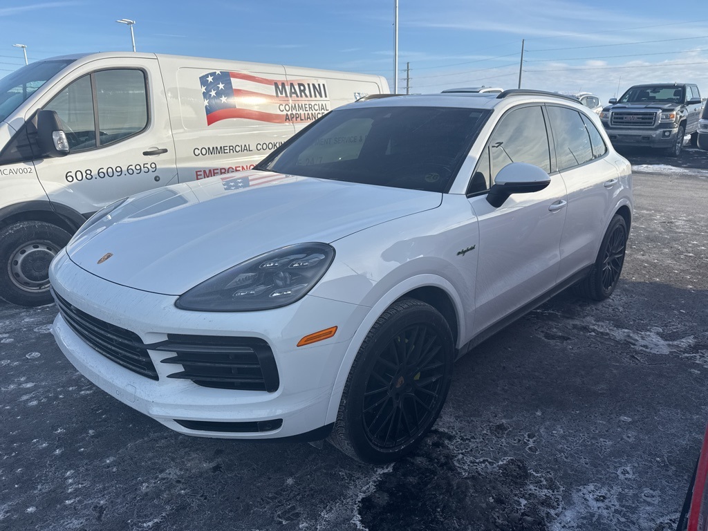 2021 Porsche Cayenne E-Hybrid's photo