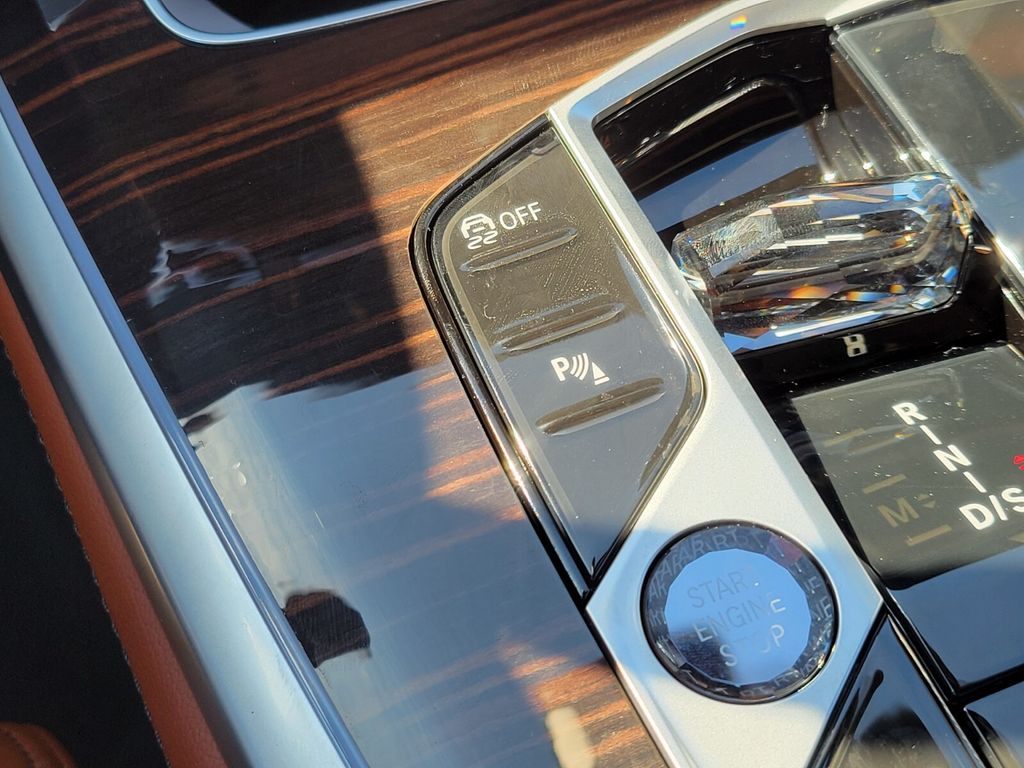 2026 Bmw X7 M60i photo 23