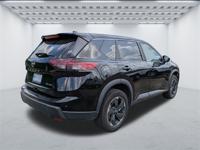 2024 Nissan Rogue SV photo 3