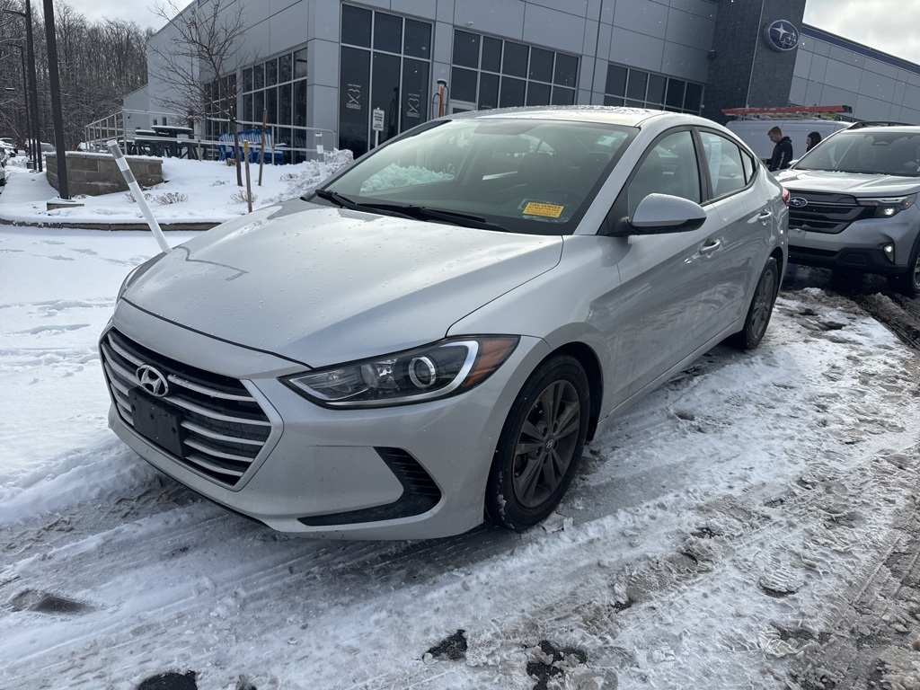 2017 Hyundai Elantra SE photo 3