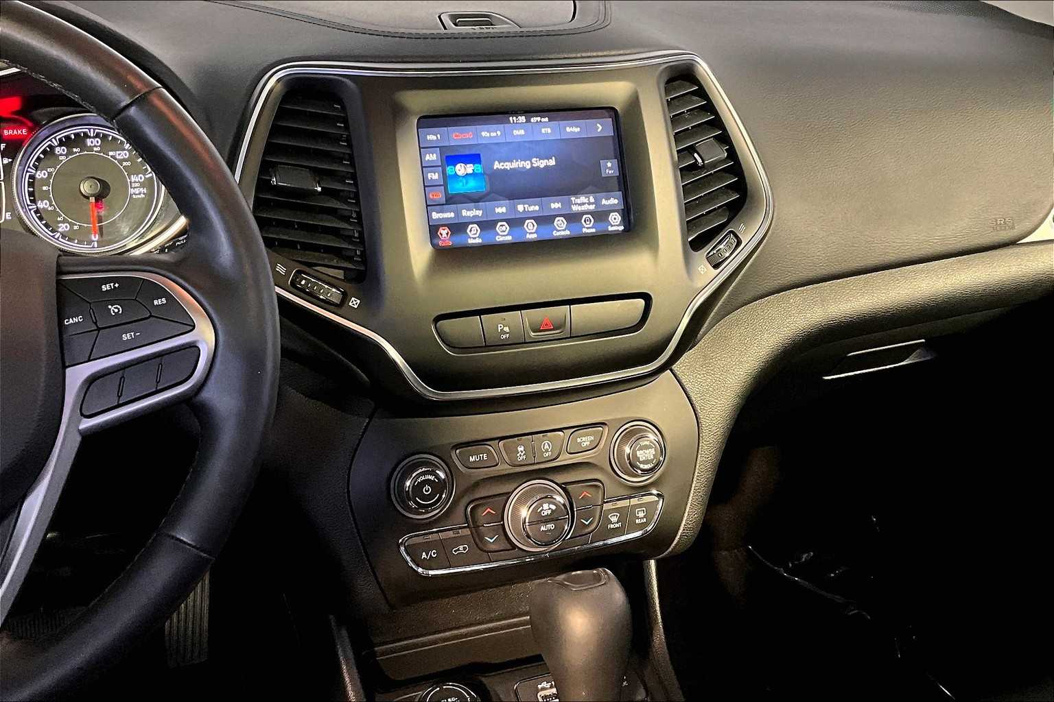 2020 Jeep Cherokee Latitude photo 6
