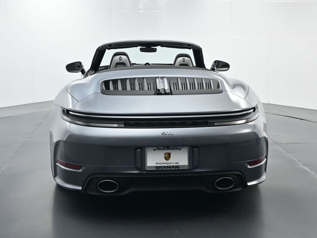 2026 Porsche 911 T photo 11