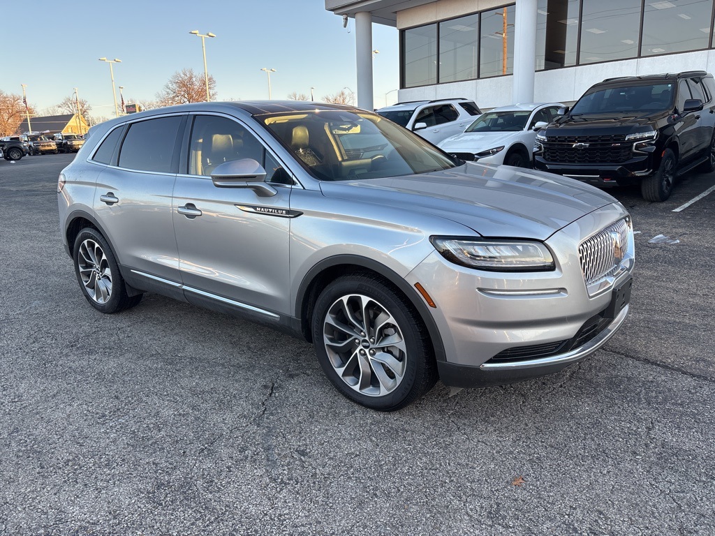 2021 Lincoln Nautilus Reserve's photo