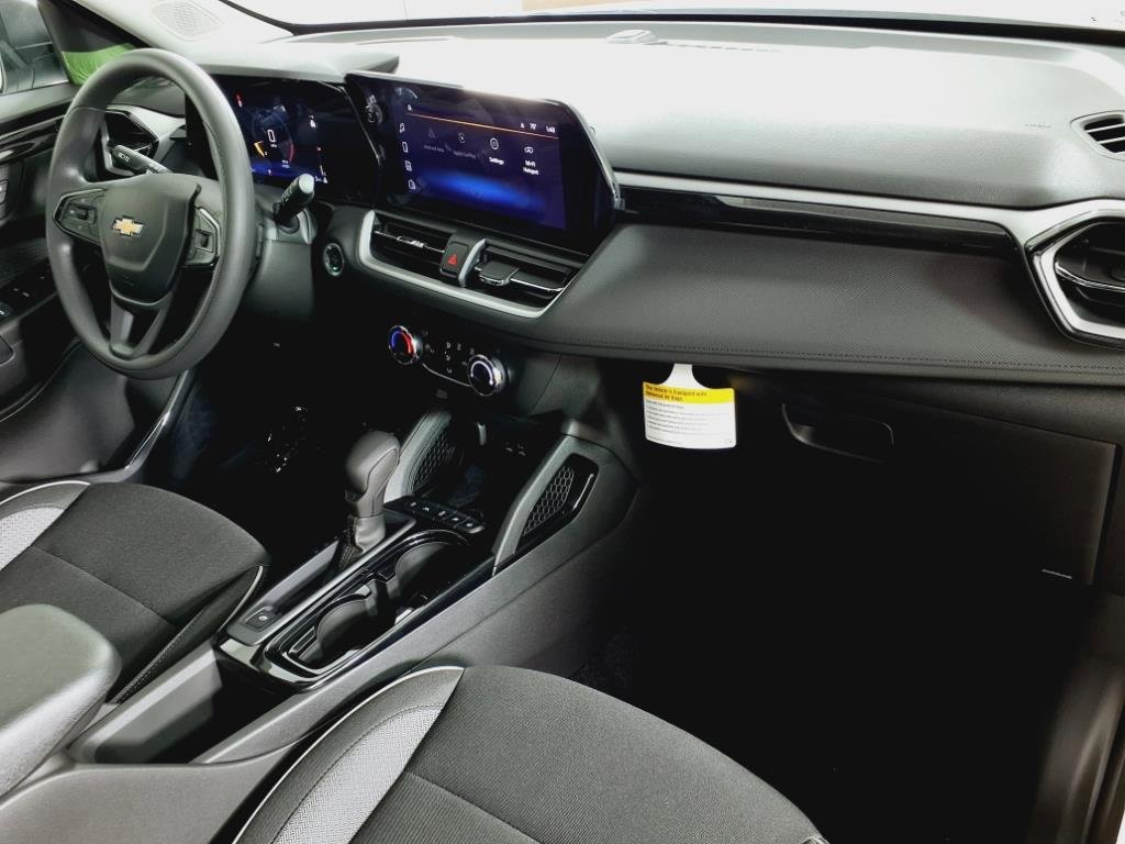 2026 Chevrolet Trailblazer LS photo 19