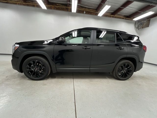 2022 Gmc Terrain SLE photo 3