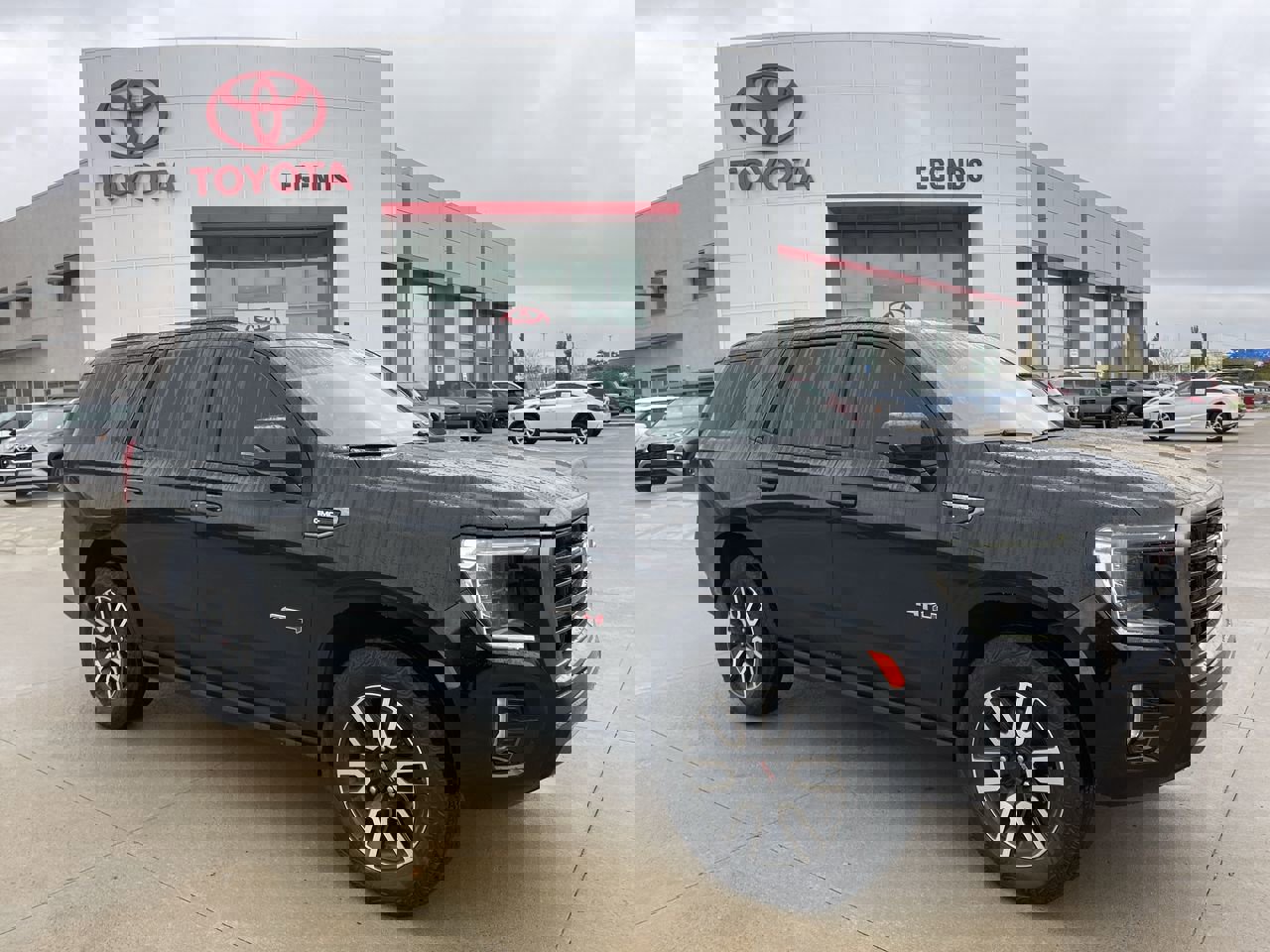 2024 GMC Yukon AT4's photo