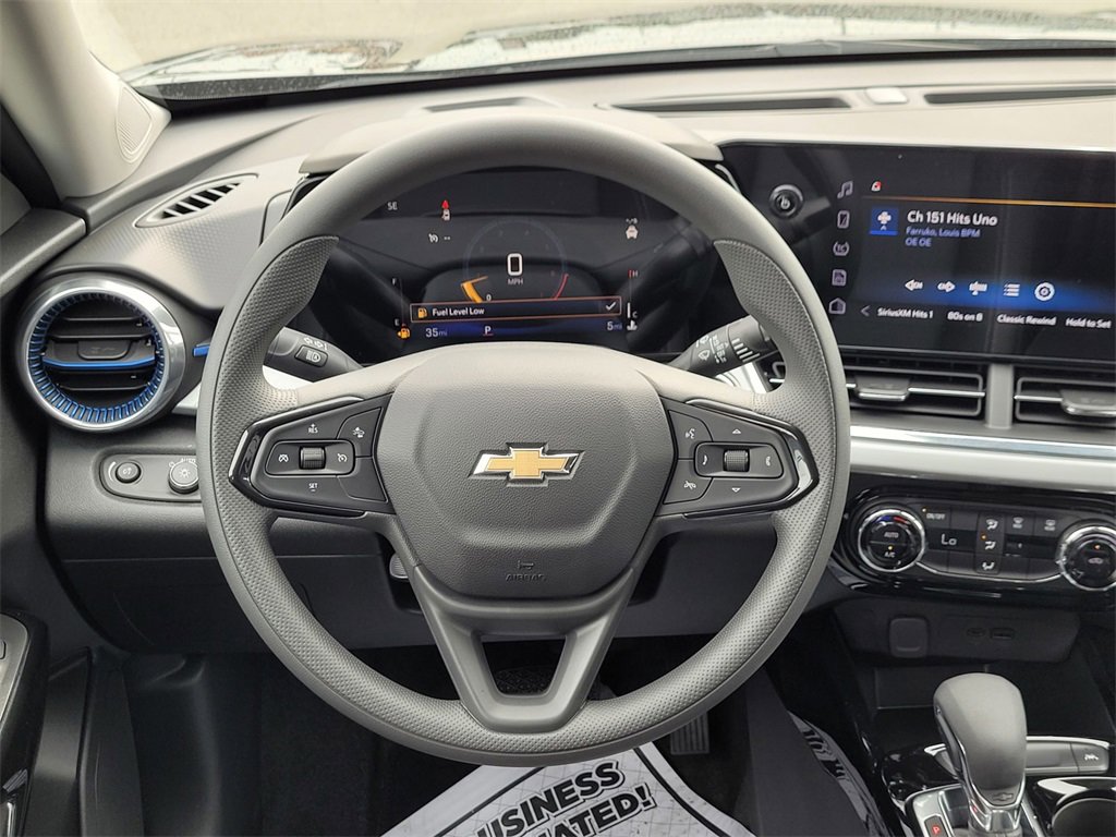 2026 Chevrolet Trax LT photo 4